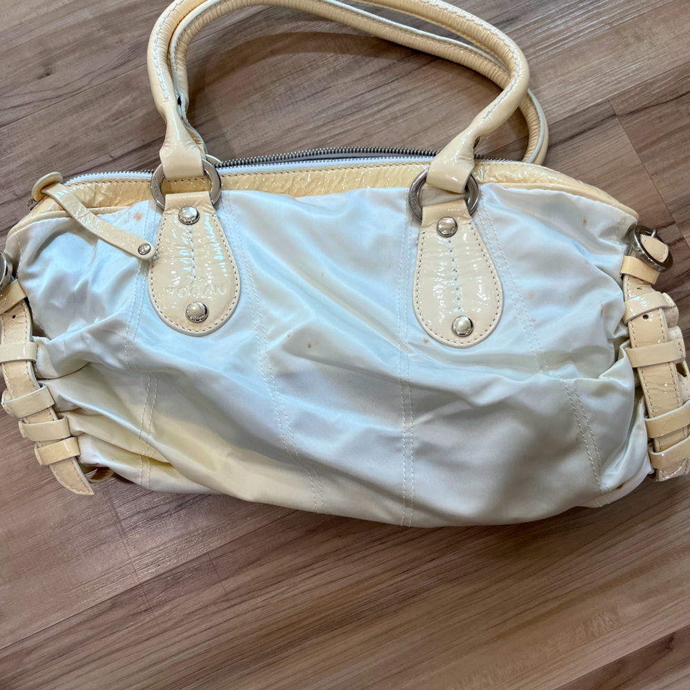 HOGAN NWOT white shoulder bag